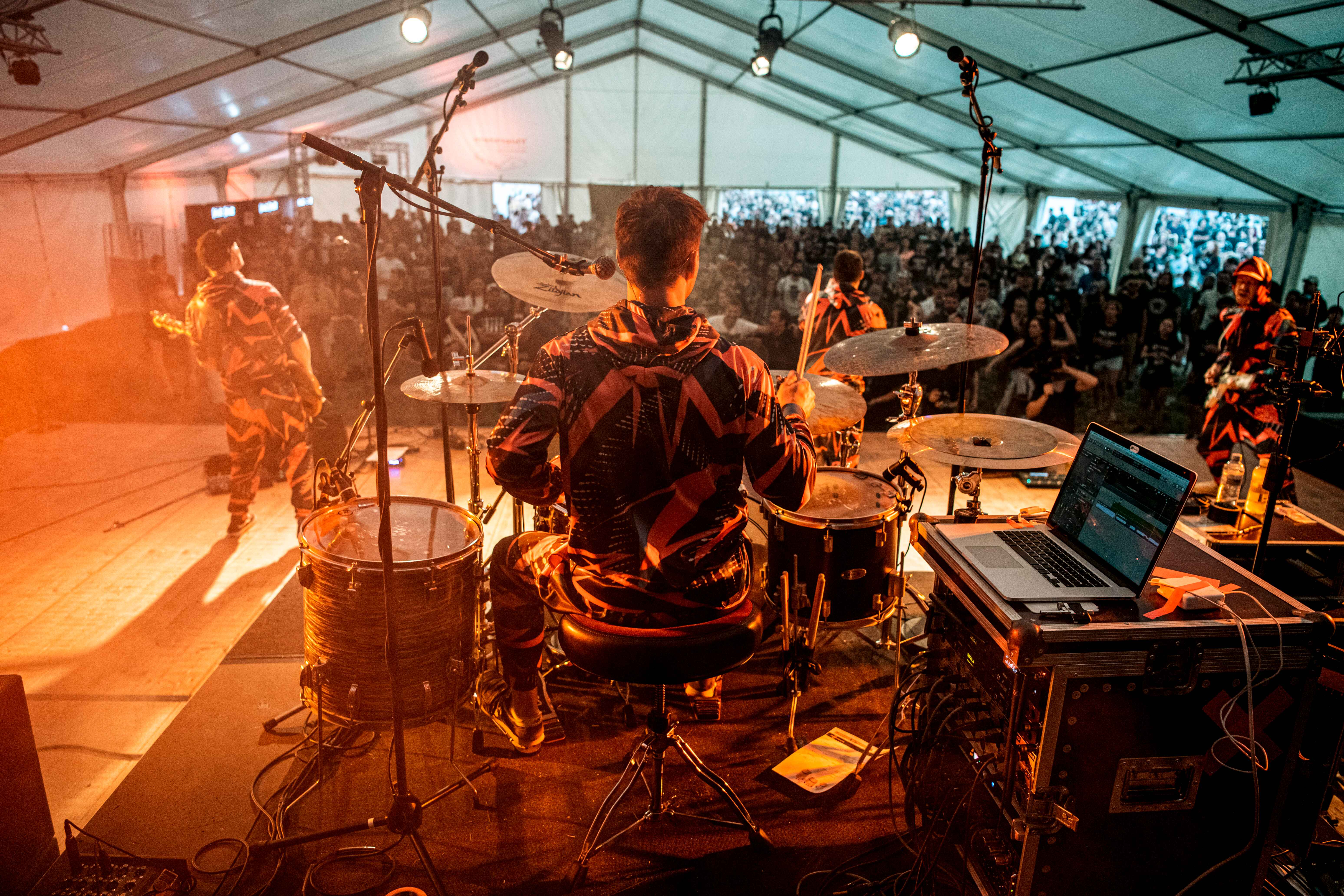 Schlagzeugunterricht in Wetzikon, Schlagzeug lernen in Wetzikon, Lukesound Lukas Egli