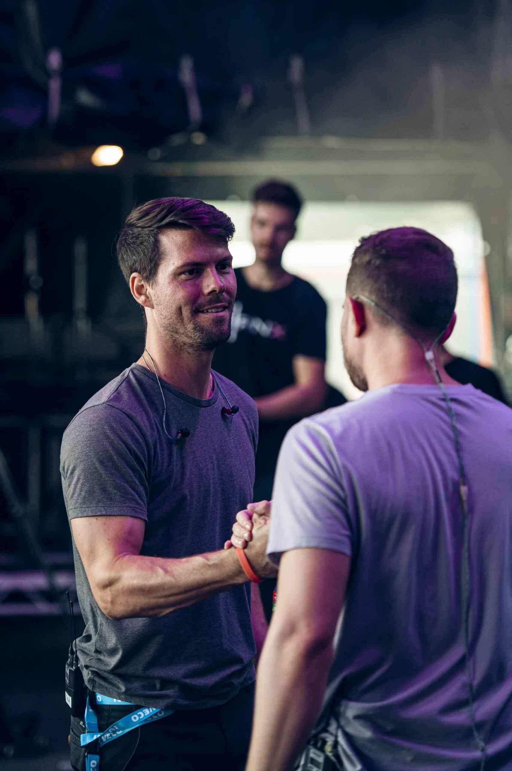 Musikproduktion in Wetzikon Lukas Egli Lukesound Schlagzeugunterricht lernen Gitarrenunterricht